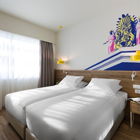 Hotel Ibis Styles Athens Routes Esterno foto