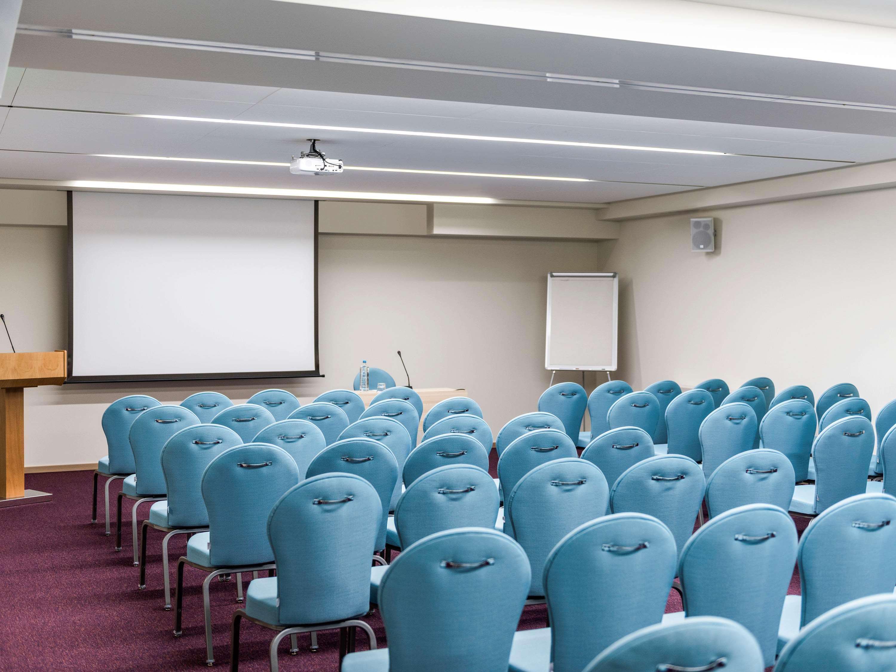 Hotel Ibis Styles Athens Routes Esterno foto