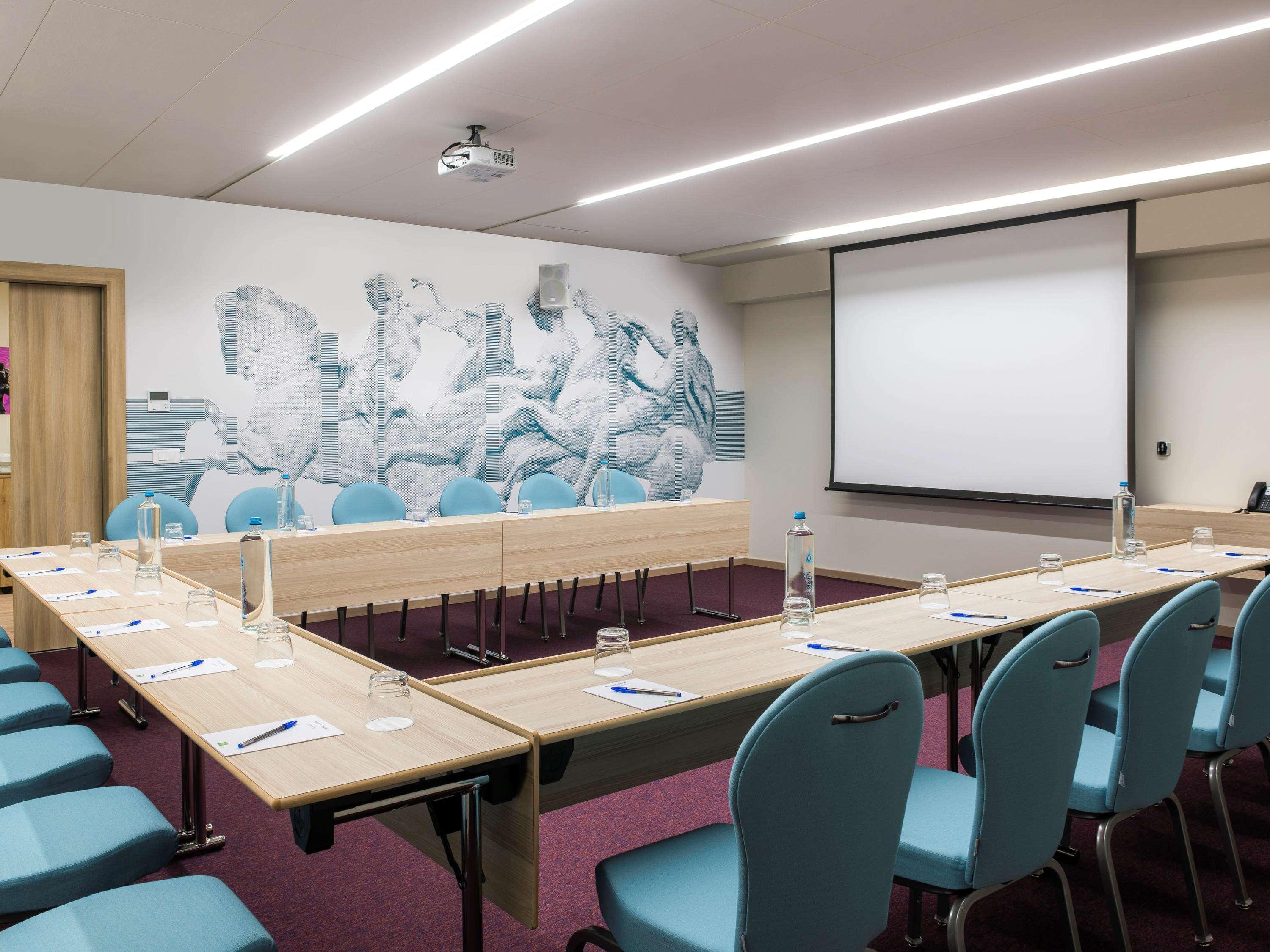 Hotel Ibis Styles Athens Routes Esterno foto